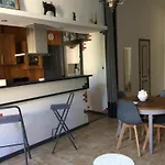 De La Chatiere Appartement *